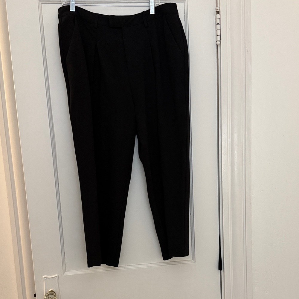 Classic Black women’s Pants universal standard size s new with tags